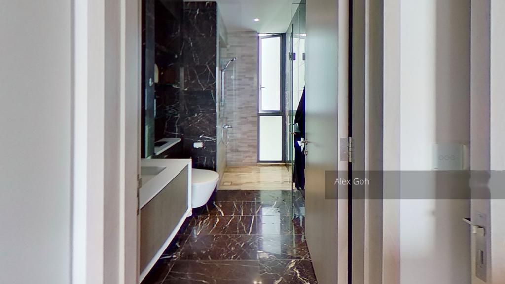 J Gateway (D22), Condominium #267934861